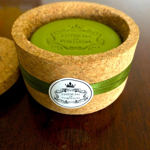 2 ESSENCIAS DE PORTUGAL EUCALYPTUS SOAPS - Picture 3 of 8